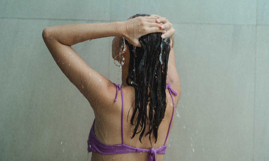 How To Shampoo Properly for Healthy Hair - Indie